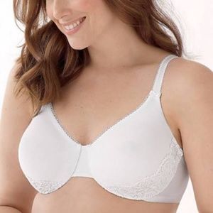 NWT Bundle 2 Olga Gentle Lift Underwire Bras Beige
